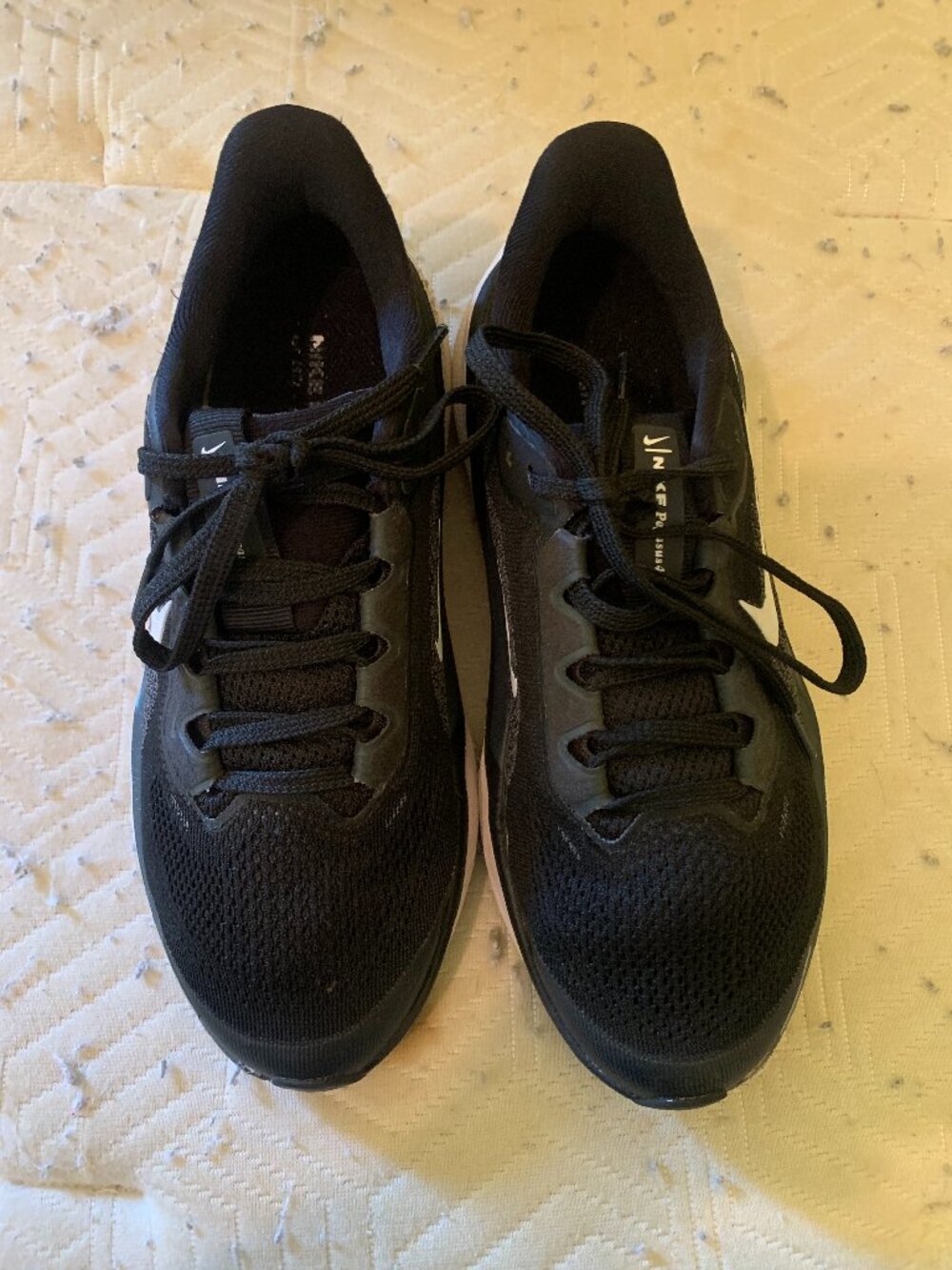 Nike Kids' Black Running Shoes - Size 4Y